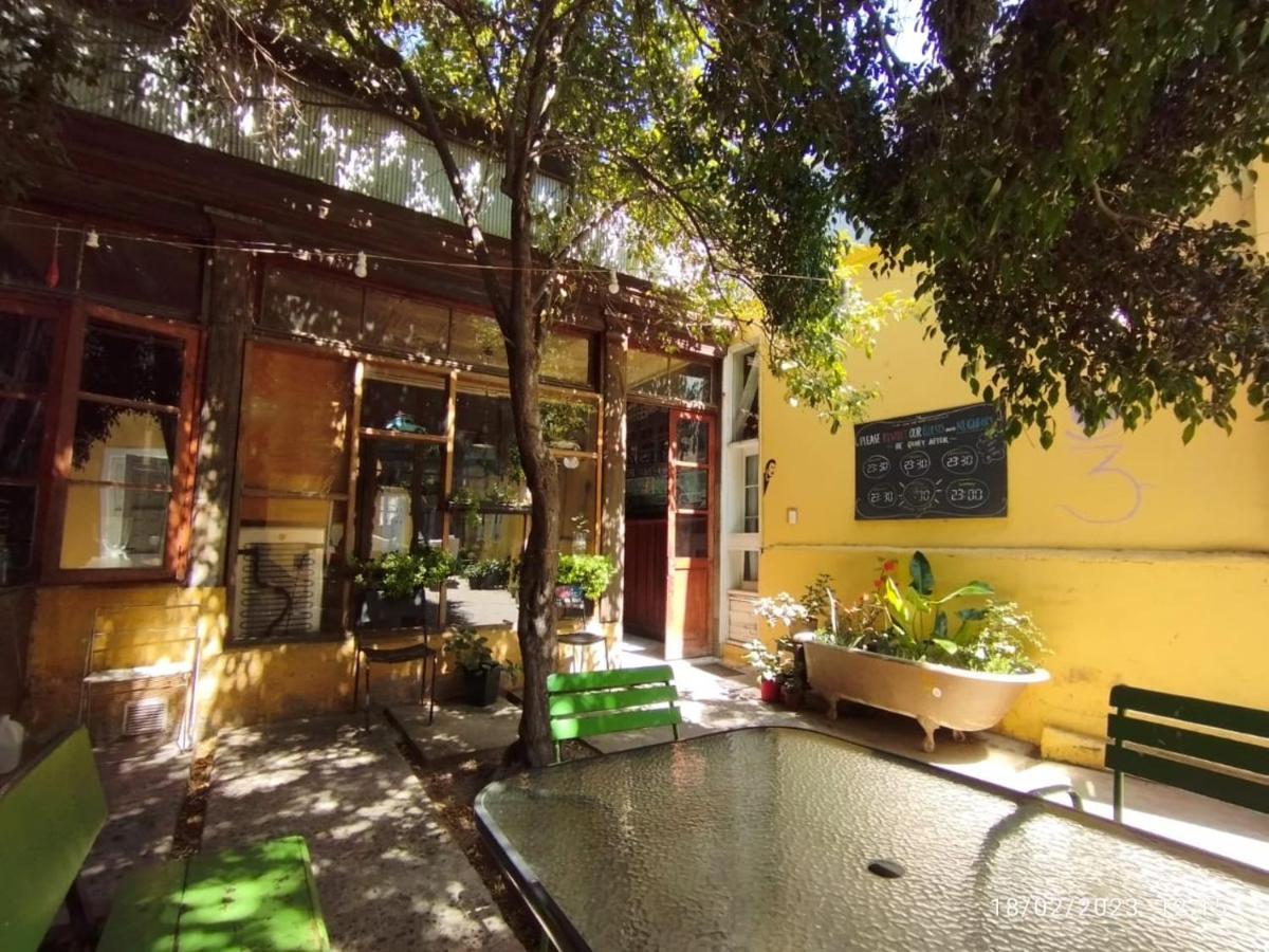 Escarabajo Hostel (Adults Only) Вальпараисо Экстерьер фото