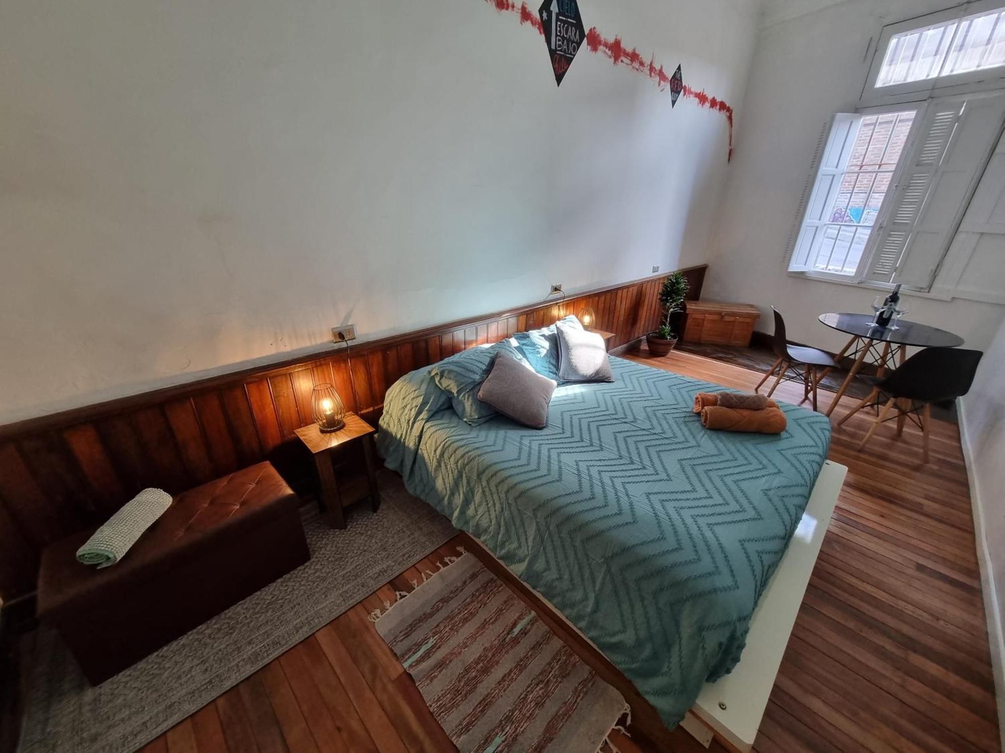 Escarabajo Hostel (Adults Only) Вальпараисо Экстерьер фото