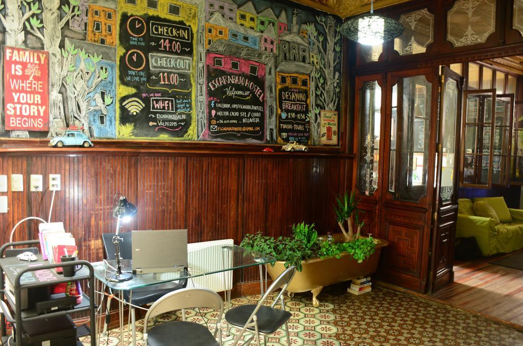 Escarabajo Hostel (Adults Only) Вальпараисо Экстерьер фото